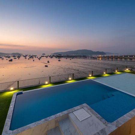 Shin Arch39 Phuket Beach Front - Sha Plus Чалонг Экстерьер фото