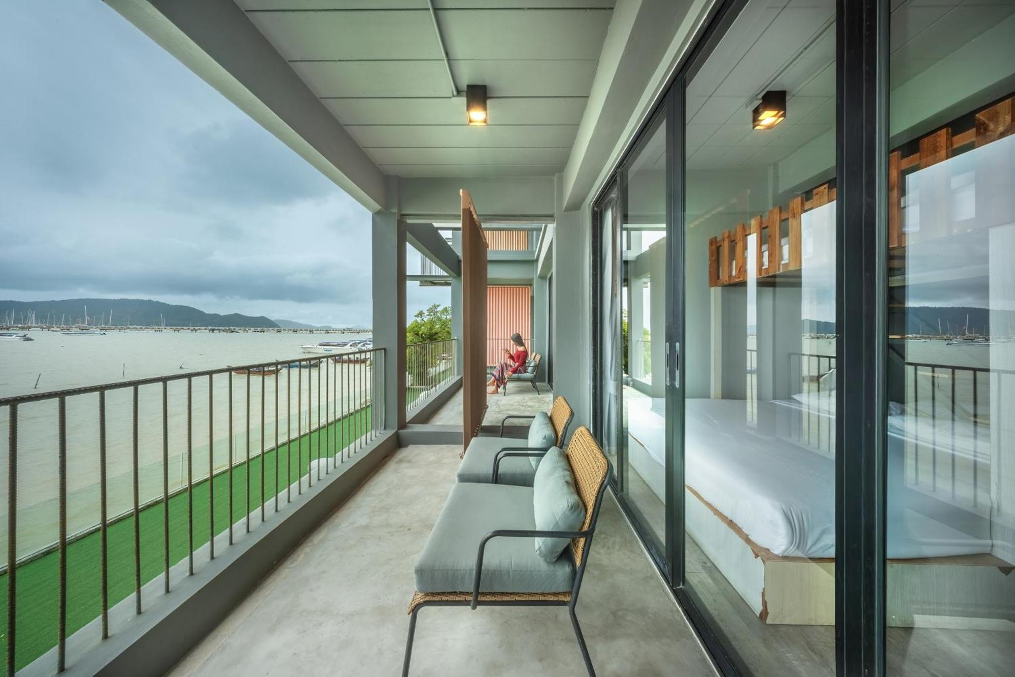 Shin Arch39 Phuket Beach Front - Sha Plus Чалонг Экстерьер фото