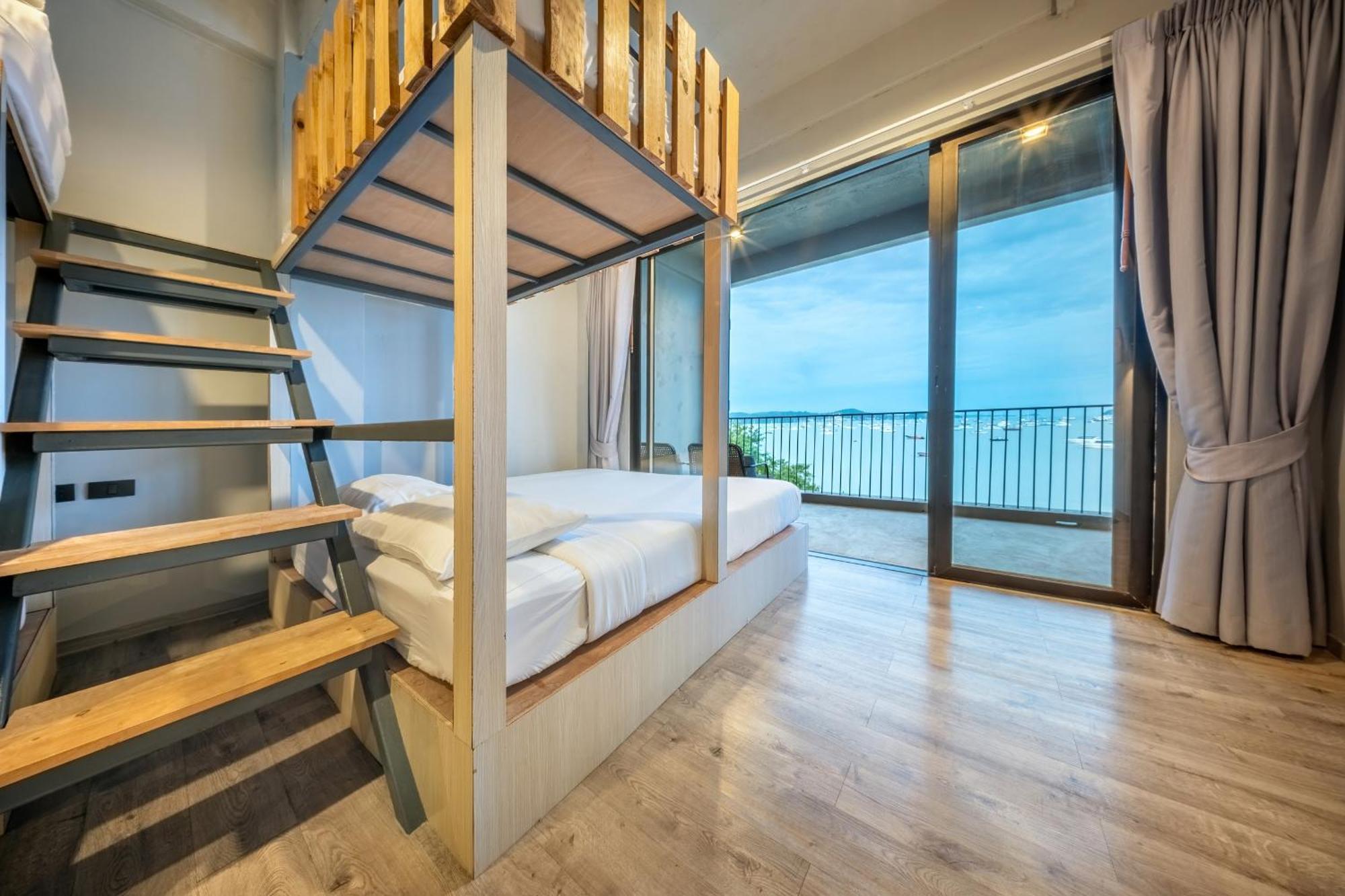 Shin Arch39 Phuket Beach Front - Sha Plus Чалонг Экстерьер фото